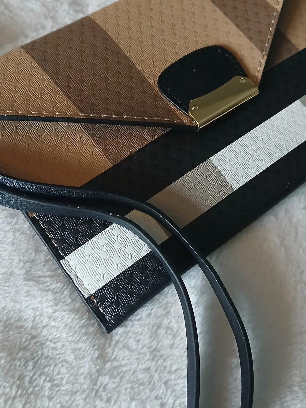 Designer Inspired Plaid Striped Women’s Envelope Wristlet Bag - 2 OPTIONS! NWOT